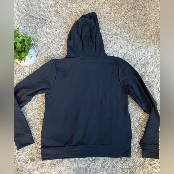 🆕 Under Armour Hoodie - Picture 2 of 8